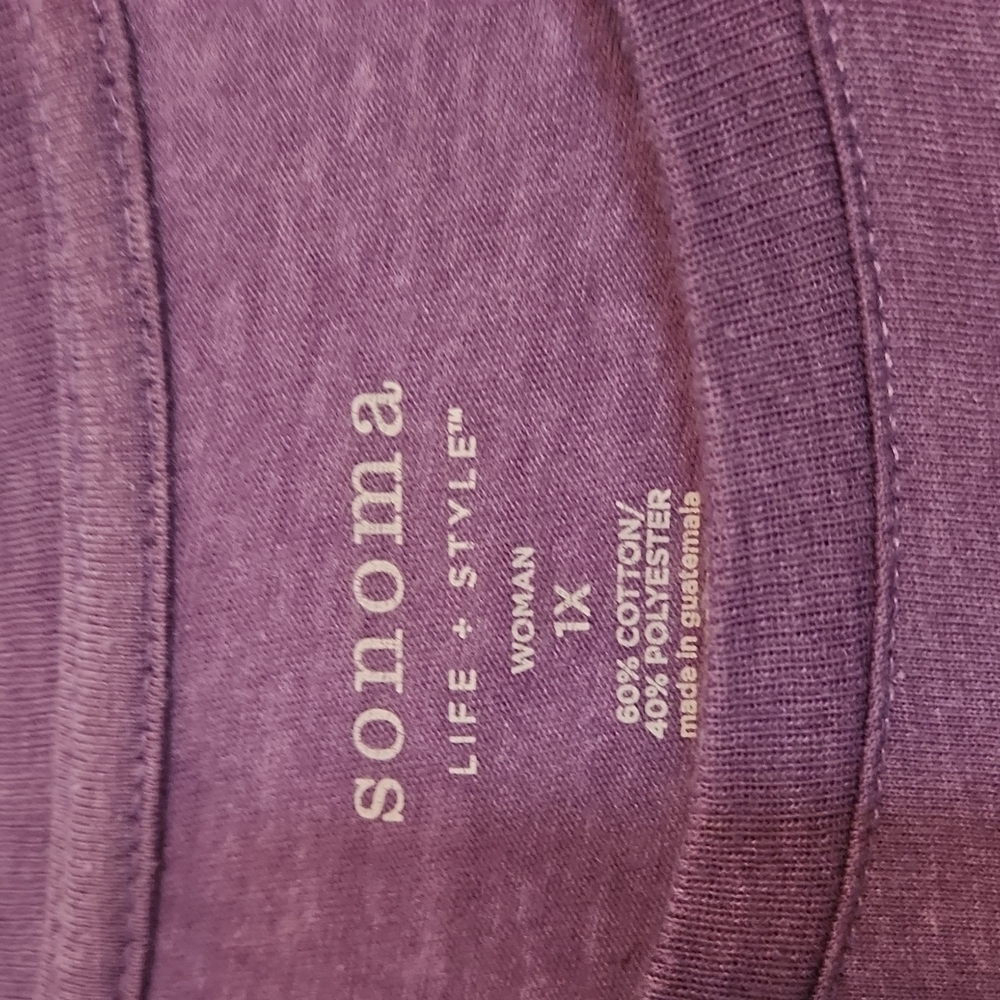 Graphic t-shirt - Picture 2 of 4